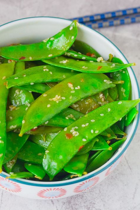 Snow Pea Salad, Snow Peas Recipe, Sesame Salad, Snow Pea, Pea Salad, Snow Peas, Veggie Side Dishes, Vegetable Sides, Side Recipes