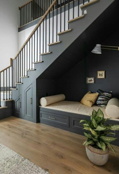 Under Stairs Decoration, Under Stairs Decoration Ideas, Ideas For Staircase, Under Staircase Ideas, Staircase In Living Room, Under Stairs Nook, Stairs Decoration, Stair Nook, Space Under Stairs