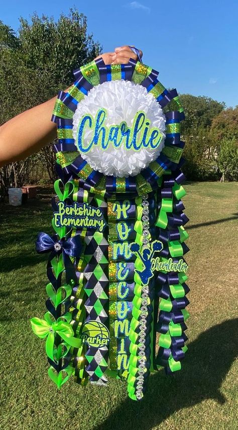 Texas Homecoming Mums & Garters !! | Just finished my first little mum for a 4th grader | Facebook Texas Mums Homecoming, Homecoming Mum Braids, Mum Braids, Texas Mums, Texas Homecoming Mums, Mums Homecoming, Homecoming Mums, Garters, Make It Happen