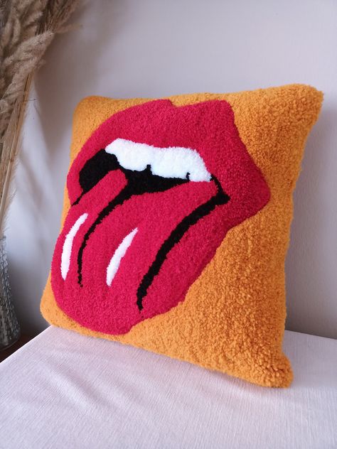 Funky Decorative Pillows, Funky Bed Pillows, Funky Throw Pillow, Punch Embroidery Pillow, Tufted Clothes, Tuft Pillow, Tufting Pillow, Cool Throw Pillows, Retro Cushions