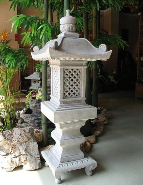 Japanese Garden Lanterns, Pool Landscape Ideas, Japanese Stone Lanterns, Balinese Garden, Japanese Lamps, Pagoda Garden, Garden Lantern, Pool Landscape, Stone Lantern