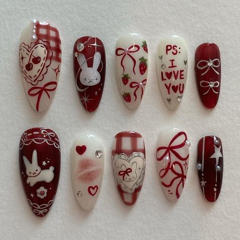 @oaklestudio on insta Rabbit Nails, Nails Charm, Charm Nails, Handmade Rabbit, Fake Nails Designs, Custom Press On Nails, Pretty Gel Nails, Really Cute Nails, Nails Wedding