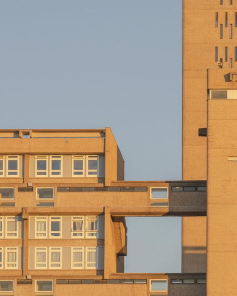 70s Building, Erno Goldfinger, Balfron Tower, Tower Hamlets, Social Realism, Tower Building, Miami Vice, Press Kit, House Built