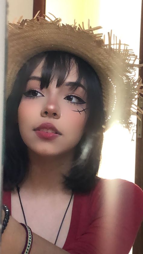 Luffy Women Cosplay, Luffy Makeup Look, One Piece Inspired Makeup, One Piece Makeup Look, Luffy Costume Girl, Luffy Girl Cosplay, Luffy Cosplay Female, One Piece Map, Cosplay Luffy