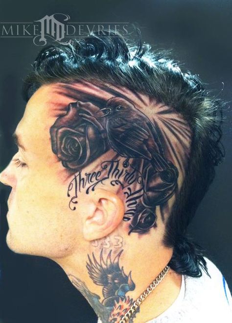 Yelawolf head tattoo Slumerican Tattoo, Tattoos On Head, Yelawolf Tattoos, Tattoo Plant, Crazy Tattoos, Paradise Tattoo, Montgomery Clift, Men Tattoo, Head Tattoo