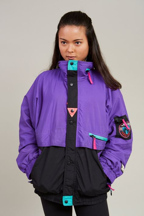 1980s Helly Hansen Purple Ski Jacket L Purple Ski Jacket, Sports Games, Helly Hansen, Ski Jacket, Skiing, Rain Jacket, Coats Jackets, Purple, Trending Outfits