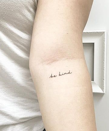 22 Small Tattoo Ideas for Women - Tiny Tattoo Designs You'll Love Mantra Tattoo, Cursive Tattoos, Tiny Tats, Shape Tattoo, Muster Tattoos, Writing Tattoos, Small Girl Tattoos, Cute Small Tattoos, Dainty Tattoos