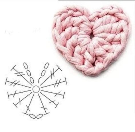 Crochet Heart Pattern Diagram, Crochet Heart Diagram, Crochet Heart Pattern, Pola Amigurumi, Crochet Hair Accessories, Crochet Flower Tutorial, Crochet Instructions, Crochet Heart, Crochet Flower Patterns