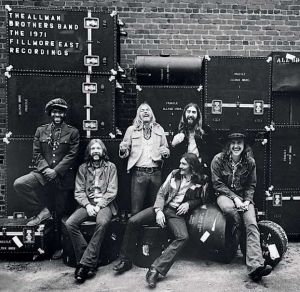 Guitar World article from 8-13-14: Allman Brothers Band: Compilation Producer Bill Levenson Talks Deluxe '1971 Fillmore East Recordings' Berry Oakley, Dickey Betts, The Allman Brothers, Fillmore East, Allman Brothers Band, The Jam Band, Allman Brothers, Musica Rock, Southern Rock