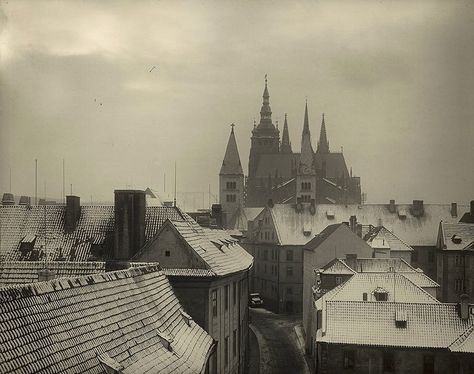 Joseph Sudek. Winter Prague Josef Sudek, Herbert List, Prague Castle, Photographer Advertising, Foto Art, Rooftops, On The Ground, Black And White Photography, Prague