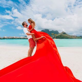 Maxi Flying Dress Photoshoots | Bora Bora Photographer Woman Photoshoot Poses, Flying Dress Photoshoot, Bora Bora Honeymoon, Glamour Photo Shoot, Flying Dress, Honeymoon Photos, Dress Photoshoot, Photography Dress, Beach Honeymoon