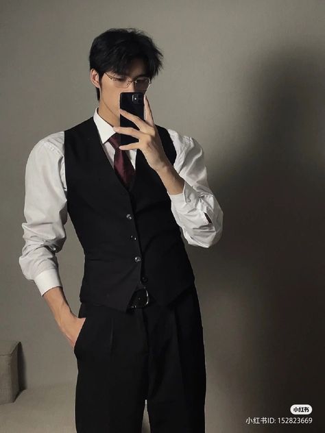 Fancy Date Outfit Men, Rich Guy Aesthetic Outfit, Rich Ceo Aesthetic Men, Men Formal Outfit Classy Suits, Fancy Male Outfits, Business Core Outfits Men, Classy Suits Men, Men Formal Outfit Classy, Fancy Date Outfit