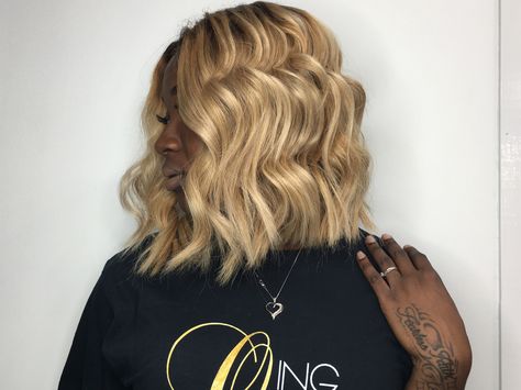 Blonde Loose Wave Bob Middle Part on Dark Skin  IG: @chee.symon Bobs With Middle Part, Middle Part Messy Bob Black Women, Beach Wave Quick Weave Bob, Bob With Loose Curls, Blonde Quick Weave Bob, Middle Part Bob With Curls, Beach Wave Bob Black Women, Rebranding Photoshoot, Beach Wave Bob