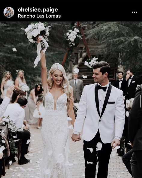 Her dress is beautiful! White Tuxedo Wedding, Black Tuxedo Wedding, Black Tuxedos, Tuxedo Styles, Wedding Groomsmen Attire, Black And White Wedding Theme, White Tux, Wedding Tux, Groom Wedding Attire