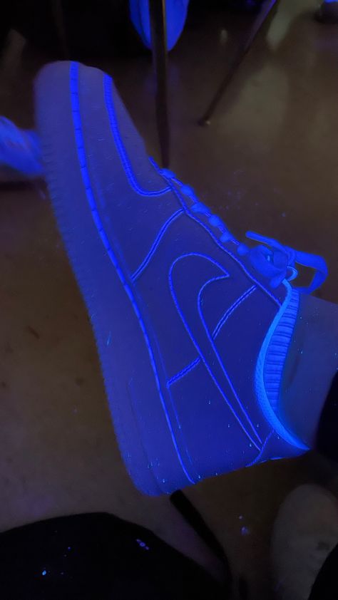 Customized Nike Shoes Jordans, Glow In The Dark Shoes, Neon Nike Shoes, Glow Shoes, Rave Shoes, Nike Shoes Women Fashion, Pretty Sneakers, Custom Shoes Diy, Nike Shoes Air Force