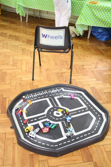 Wheels On The Bus Eyfs Activities, Vehicles Tuff Tray, Cars Tuff Tray Ideas, Vehicle Tuff Tray Ideas, Car Tuff Tray Ideas, Tiff Tray Ideas, Wheels On The Bus Activities Toddlers, Car Tuff Tray, Transport Tuff Tray Ideas