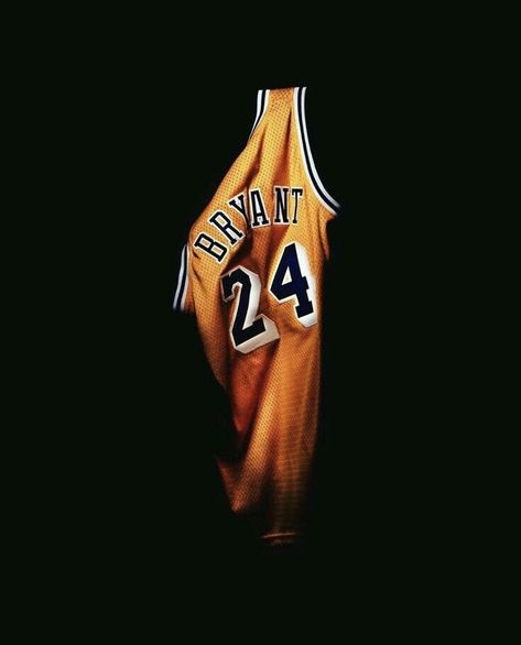 There can only be 1 Black Mamba Kobe Bryant Iphone Wallpaper, Lakers Wallpaper, Kobe Basketball, Kobe Bryant Michael Jordan, Aomine Kuroko, Kobe Bryant Quotes, Kobe Bryant Poster, Kobe Bryant 8, Photographie Indie