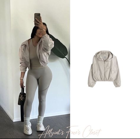 Yeezy Foam Runner Outfit Black Women, Outfits With Foam Runners, Foam Runner Outfit Black Women, Yeezy Foam Runner Outfit, Foam Runner Outfit, Runner Outfit, Yeezy Outfit Women, Yeezy Foam Runners, Runners Outfit