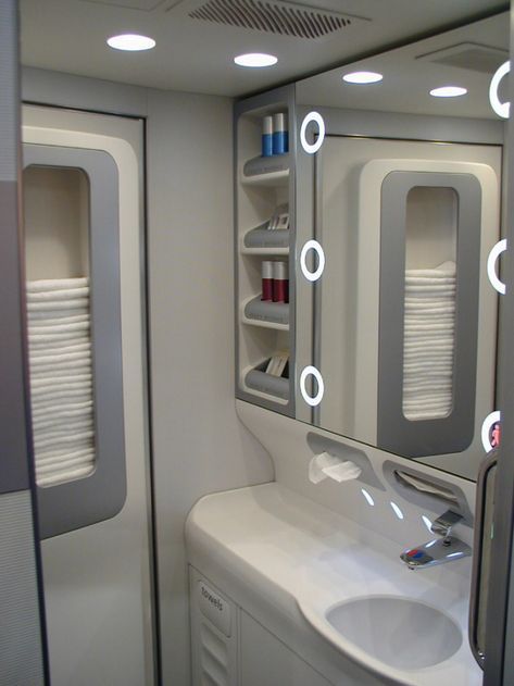 Airbus A380 lavatory by Gabor Paulke at Coroflot.com Airplane Toilet, Airplane Bathroom, Airplane Interior, Private Jet Interior, Ms Project, Sailboat Living, Altec Lansing, Aircraft Interiors, Video Game Rooms