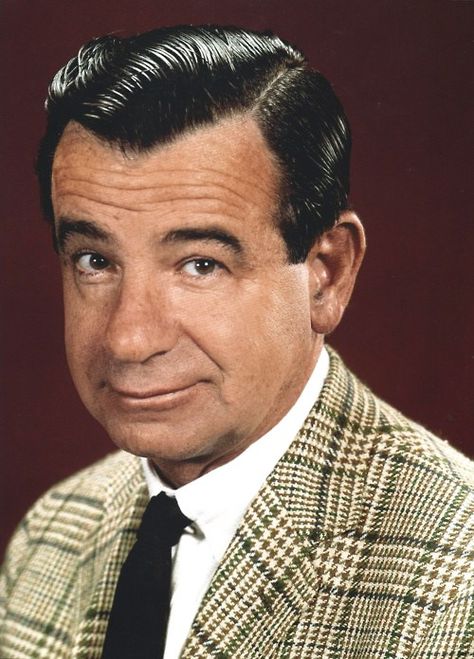 Walter Matthau (born Walter John Matthow - October 1, 1920 – July 1, 2000) was an American actor. During World War II, Matthau served in the U.S. Army Air Forces with the Eighth Air Force in England as a B-24 Liberator radioman-gunner, in the same 453rd Bombardment Group as James Stewart. He was based at RAF Old Buckenham during this time. He reached the rank of staff sergeant and became interested in acting. Walter Matthau, Film Icon, Odd Couples, Historical People, Female Shorts, Hollywood Icons, Golden Age Of Hollywood, Tracksuit Women, Hollywood Actor