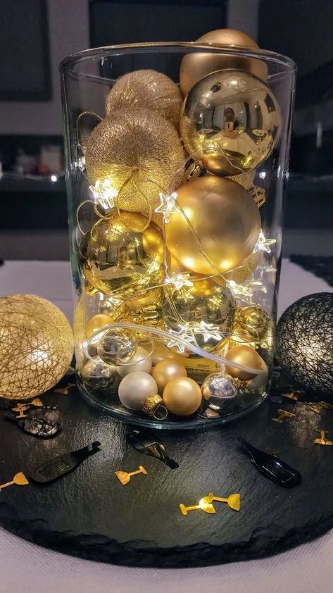 50+ Cheap and Easy New Years Eve Centerpiece Ideas To Make - HubPages Dollar Tree New Years Decor, New Year’s Eve Centerpiece Ideas, Gold Table Centerpieces, Black And Gold Centerpieces, Happy New Year Eve, Gold Table Decorations, Black And Gold Party Decorations, New Years Eve Party Ideas Decorations, New Years Eve Party Ideas