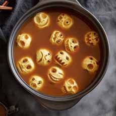 Coktail Halloween, Food For Party, Beverages Recipes, Halloween Apples, Cinnamon Whiskey, Diy Halloween Costumes For Kids, Haunted Halloween, Halloween Appetizers, Hot Apple Cider