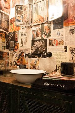 My Houzz: A Garage transformed into a boy's dream pad eclectic-powder-room- In the bathroom van der Velden covered the walls with pages from 1980s Playboy. Punk Interior Design, Punk Bedroom Aesthetic, Punk Bathroom, Punk Bedroom Decor, Metalhead Room, Grunge Bathroom, Room Inspo Grunge, Aesthetic Bedroom Inspirations, Punk Bedroom