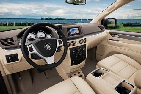 Interior of the 2012 Volkswagen Routan Cars Images, Volkswagen Phaeton, Volkswagen Routan, Volkswagen Up, Volkswagen Golf R, Volkswagen Scirocco, Seat Alhambra, Dodge Power Wagon, Ford Focus St