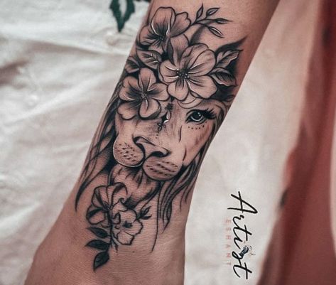 Lion Wrist Tattoo Women, Forearm Women’s Tattoos, Outer Arm Tattoos For Women, Lion Tattoo Half Sleeve, Lion Tattoo With Flowers, Female Lion Tattoo, Leo Tattoo, Cool Shoulder Tattoos, Lioness Tattoo