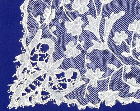 Carrickamoss Irish lace Carrickmacross Lace, Royal School Of Needlework, Lace Tutorial, Royal School, Textile Museum, Types Of Lace, Irish Lace Crochet, Types Of Embroidery, Linens And Lace