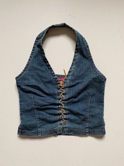 70s Denim Aesthetic, Diy Denim Halter Top, Denim Top Aesthetic, 70s Halter Top Outfit, Denim Top Pattern, Upcycled Denim Top, Diy Jean Top, Denim Halter Top Outfit, Halter Top Aesthetic