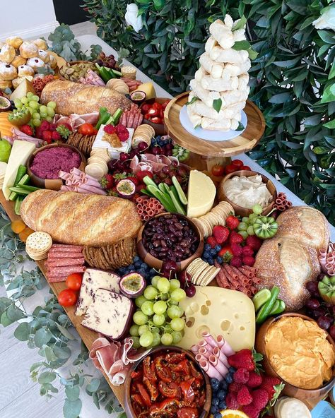 Big Platter Co. on Instagram: “Late night snack?” Charcuterie Board Meats, Big Snacks, Late Night Snack, Snack Platter, Charcuterie Inspiration, Party Food Platters, Late Night Snacks, Grazing Tables, Taste The Rainbow