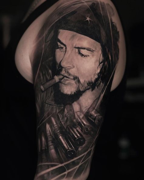 Cheguvera Tattoo, Che Guevara Tattoo, Tattoos For Men, Tattoos For Guys, Portrait Tattoo, Men's Style, Che Guevara, Tattoo Designs, Tattoo Ideas