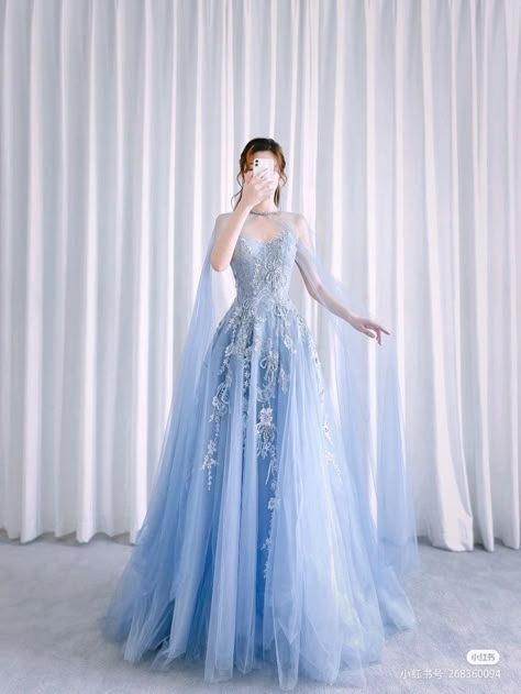 Fantasy Dress Patterns, Asian Prom Dresses, Dresses Princess Aesthetic, Princess Ball Gowns Fantasy Fairytale, Fairytale Dress Princesses Ball Gowns, Classy Ball Gowns, Dress With A Cape, Asian Prom Dress, Dark Blue Gown