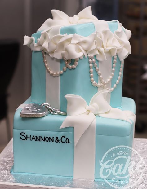 The Best Custom Birthday Cakes In NJ, NY and CT Tiffany Birthday Cake, Tiffany And Co Wedding, Tiffany Boxes, Tiffany Birthday Party, Tiffany Gifts, Tiffany Cakes, Tiffany Birthday, Gift Box Cakes, Tiffany Party