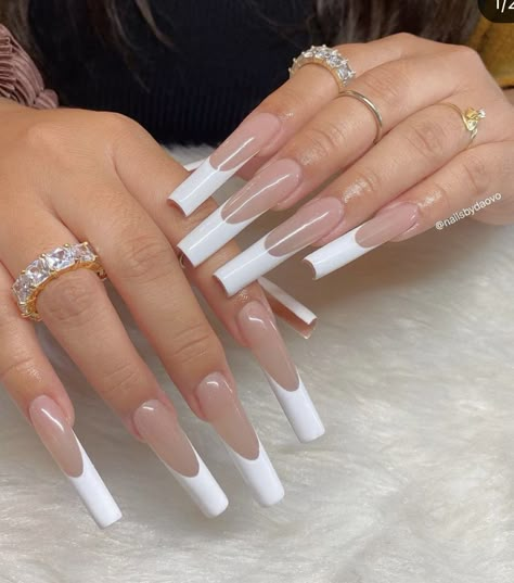 French Nail Styles, French Coffin, Coffin French, Nails And Rings, Nails Rhinestones, Classy Vibes, 4a Natural Hair, Long Acrylic Nail Designs, Nails Ombre