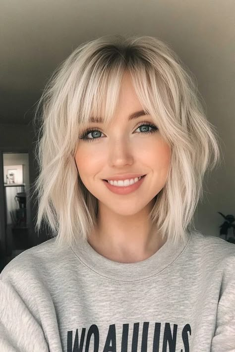 28 Crazy Good Short Bob Hairstyles with Bangs in 2024 – CreativeBooster Mom Hair Styles, Short Bob Hairstyles With Bangs, Bob And Bangs, Bob With Wispy Bangs, Mid Length Hair With Bangs, Blonde Hair With Fringe, Messy Blonde Bob, Blonde Short Bob, Shoulder Length Blonde