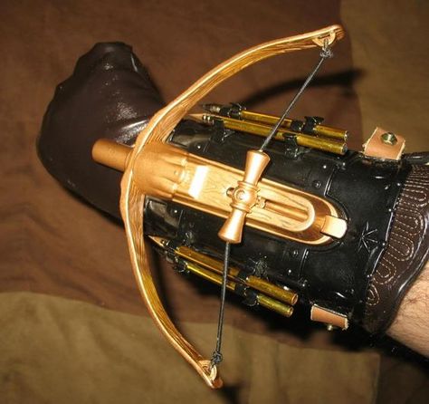 Wrist Crossbow, Clinically Insane, Blood Hunter, Steampunk Items, Steampunk Ideas, Post Apocalyptic Fashion, Apocalyptic Fashion, Survival Life Hacks, Steampunk Diy