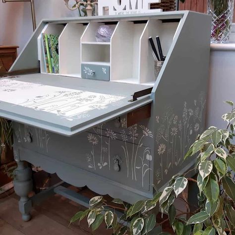 Bureau Desk Upcycle, Chalk Paint Furniture Ideas, Paint Furniture Ideas, Bureau Upcycle, Desk Upcycle, Painted Writing Desk, Secretary Desk Makeover, Stenciled Furniture, Ivy Cottage