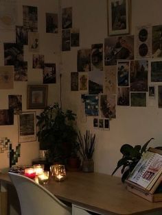 Downtown Girl Room, Dark Naturalism, Widget Ideas, Pretty Bedroom, Room Goals, Aesthetic Rooms, Dreamy Room, Room Planning, Downtown Girl