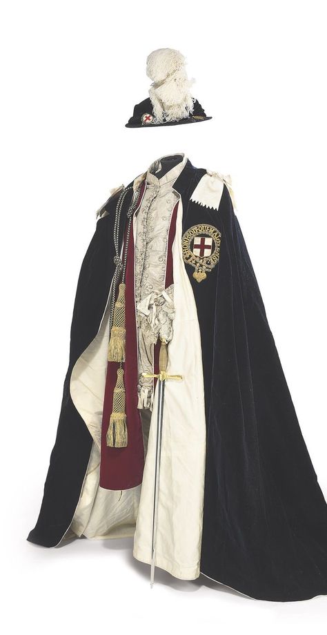 Imperial Clothing, Coronation Gown, Noble People, Spencer House, Order Of The Garter, The Spencer, House Sale, Chinese Style Dress, Aesthetic Outfit Ideas