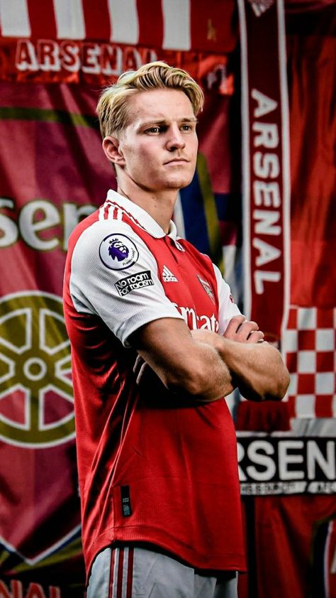 Credit to sehqphotos Arsenal Fc Wallpapers, Martin Odegaard, Arsenal Wallpapers, Martin Ødegaard, Arsenal Players, Arsenal Football Club, Arsenal Football, Professional Football, Arsenal Fc