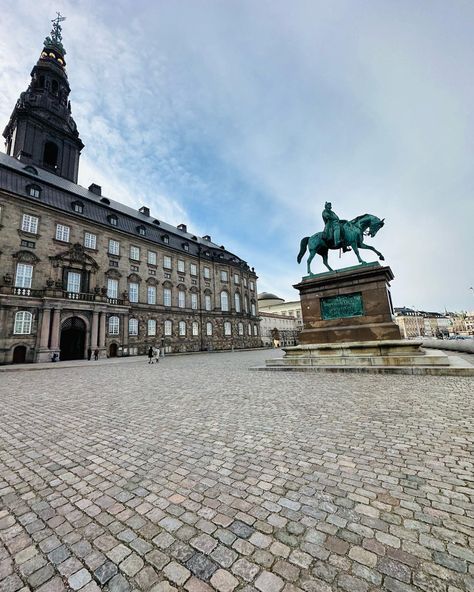 #copenhagen #denmark #christiansborg Christiansborg Palace, Copenhagen Travel, Manor Houses, Peaceful Life, Copenhagen Denmark, Great Memories, Dream Vacations, Copenhagen, Denmark