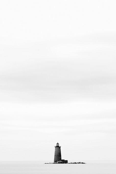 Chris Lazzery - Whaleback Lighthouse, Piscataqua River, U.S.A. ° Hamburg Tattoo, Snowy Beach, Minimal Photography, A Series Of Unfortunate Events, 수채화 그림, Minimalist Photography, Foto Art, White Photo, Negative Space