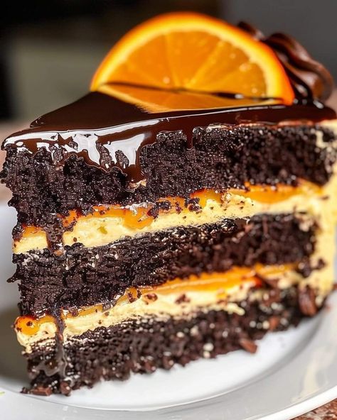 Cheesecake Layer Cake, Orange Layer Cake, Chocolate Orange Cheesecake, Orange Cheesecake, Cheesecake Layer, Cake Layers, Orange Cake, Köstliche Desserts, Decadent Chocolate