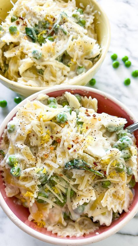 Lemon Ricotta Pasta with Peas Lemon Ricotta Pasta With Peas, Lemon Herb Ricotta Pasta, Lemon Ricotta Pasta, Pasta With Peas, Spring Pasta, Spring Peas, Pasta Water, Ricotta Pasta, Freeze Greens