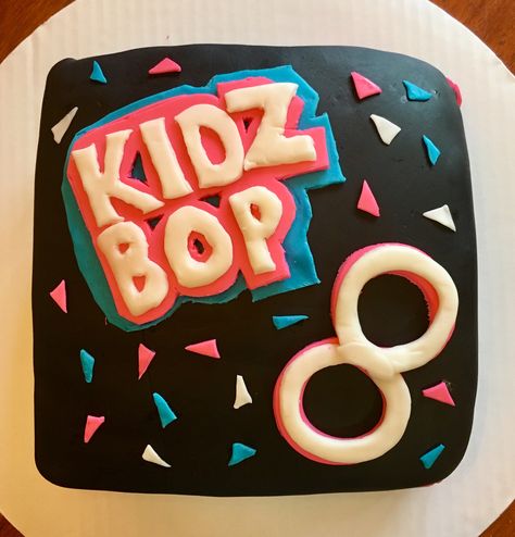 Kidz Bop Kidz Bop Party, Kidz Bop Birthday Party Ideas, Kidz Bop Birthday Party Cake, Kids Bop Birthday Party, Kidz Bop Birthday Party, Kids Bop, Kids Party Snacks, 7th Birthday Party Ideas, Pull Apart Cake