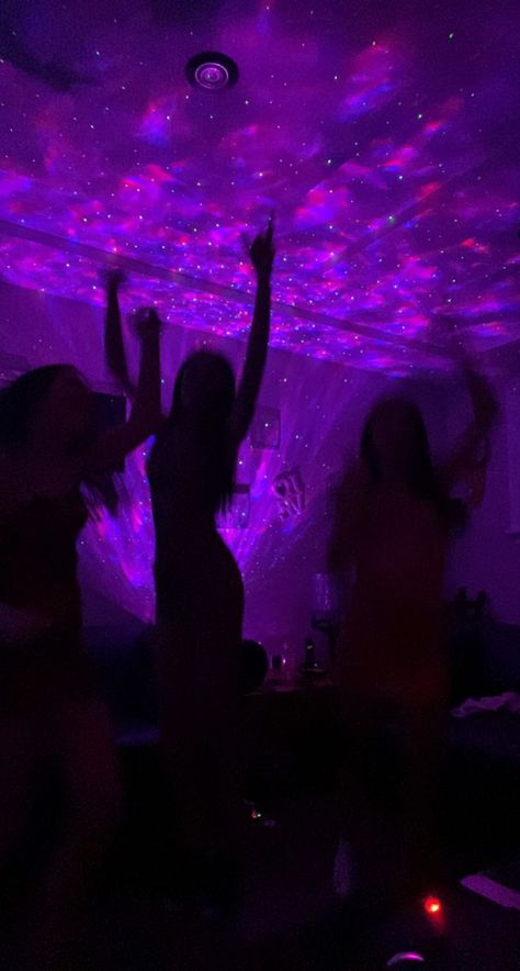 Party Purple Aesthetic, Night Sky Birthday Party, Star Party Aesthetic, Party Aesthetic Purple, Euphoric Party, Purple Themed Sleepover, Purple Night Aesthetic, Star Girl Birthday, Dark Purple Party Aesthetic