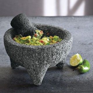 A must have!!! -Authentic Stone Guacamole Maker - "Molecajete", A real stone bowl and grinding tool for mashing your avocados Villa Kitchen, Fresh Guacamole, Mexican Kitchens, Cerámica Ideas, Volcanic Stone, Kitchen Tips, Mortar And Pestle, Annie Sloan, Williams Sonoma