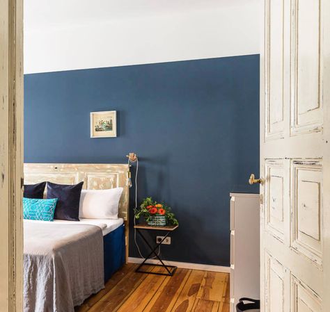 Split Colour Walls, Blue Wall Colors, Colour Wall, Boys Rooms, Interiors Design, Spare Room, Blue Walls, House 2, Paint Ideas